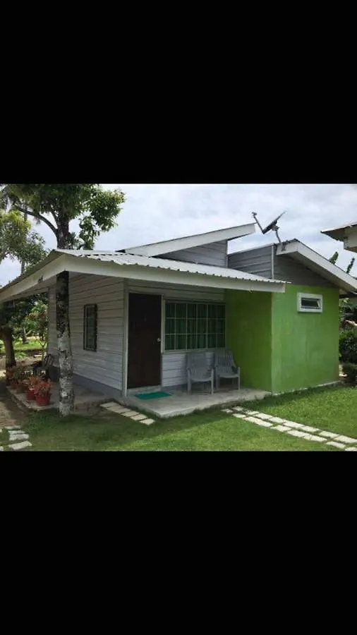 Pak Andak Kampung Stay Balik Pulau Kwatera prywatna